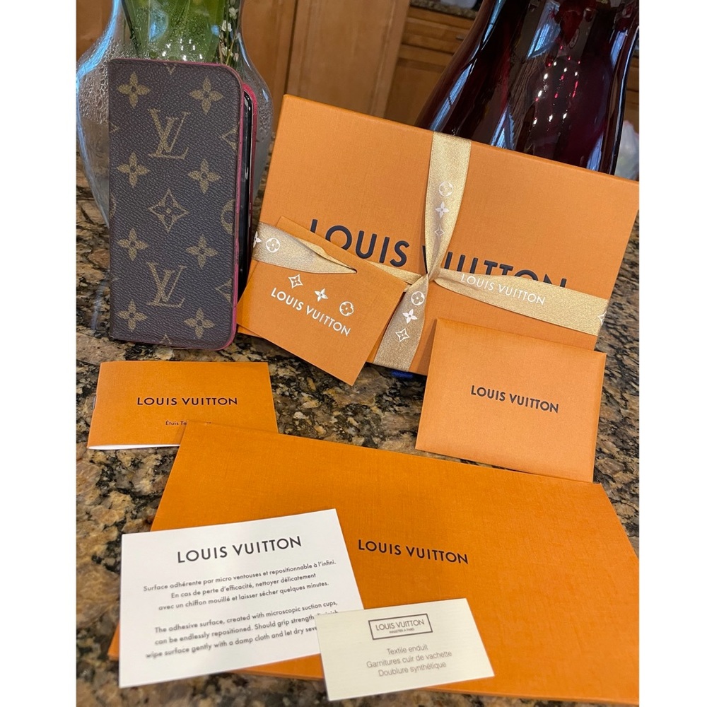 Louis Vuitton iPhone X Folio